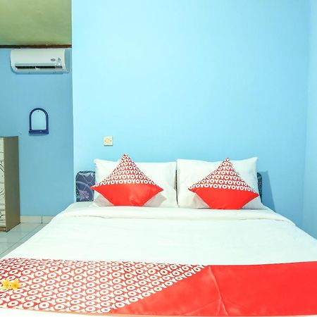 Oyo 1662 Zury Homestay Kuta  Eksteriør bilde