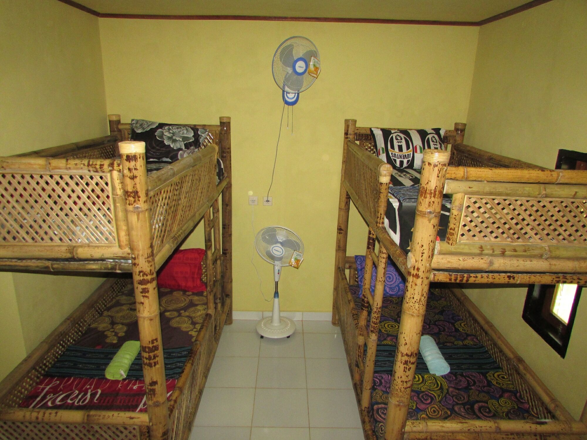Oyo 1662 Zury Homestay Kuta  Eksteriør bilde
